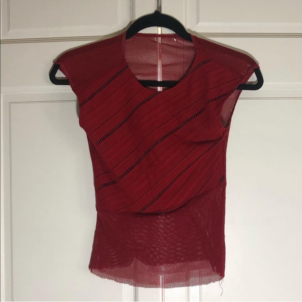 women’s mesh top. black under top fabric in front